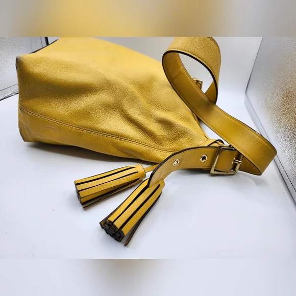 Coach Mustard 19889 Leather Legacy Duffle Shoulder Bag - Picture 7 of 12